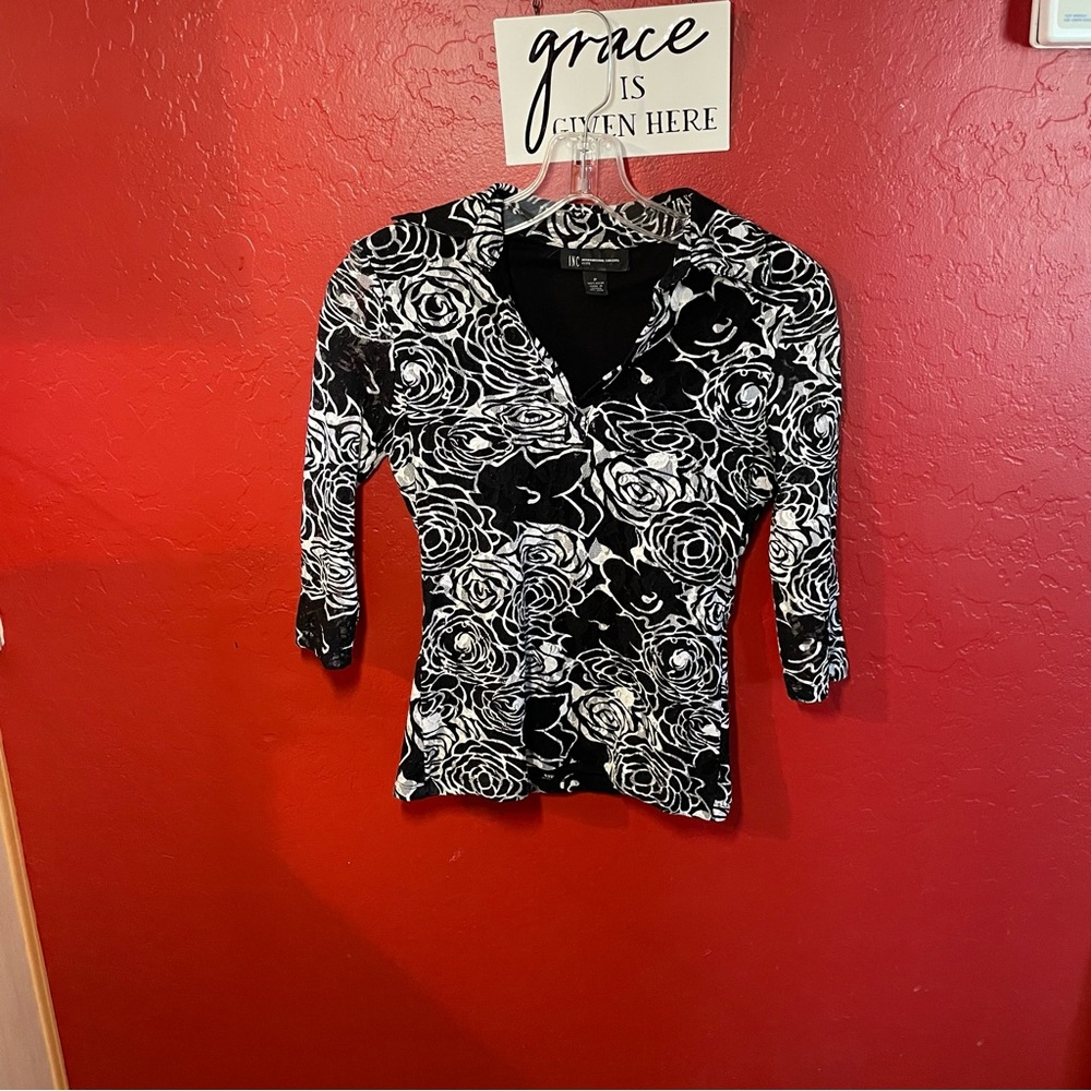 INC stretch lace collared shirt 0 petite